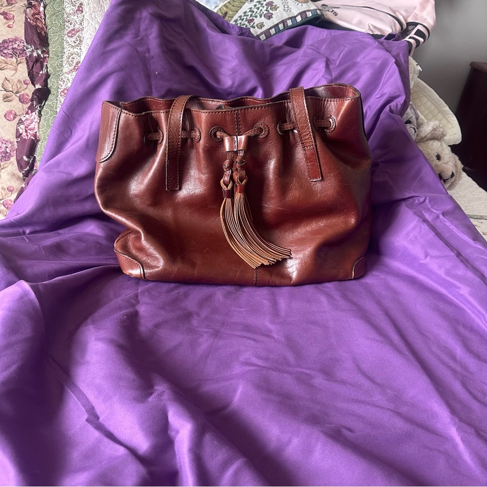 Chic Patricia Nash  Tan Leather Tote Bag